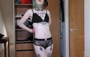 Andy teen domineer cute goth spinner huge dildo and blowjob