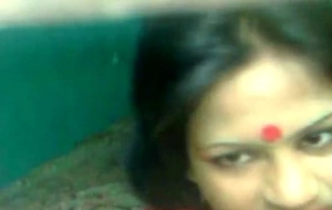 Sizzling bangla aunty nude screwed hard by lover at night
