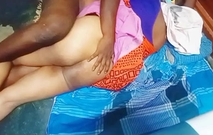 Desi aunty milk pussy chafing with Tamil boy