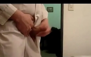 Arab boss assfucks his Filipina filly