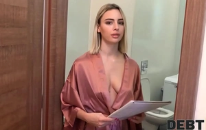 DEBT4k. Debt collector breaks into the house and fucks the blonde charmer